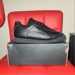 Grade School Size Puma's 