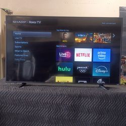 58 Inch Roku 4k Smart Beautiful Tv Comes With Remote Control Shows Great Quality Clear Picture Works Perfect Guaranteed 