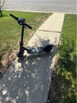 Mini electric scooters ￼