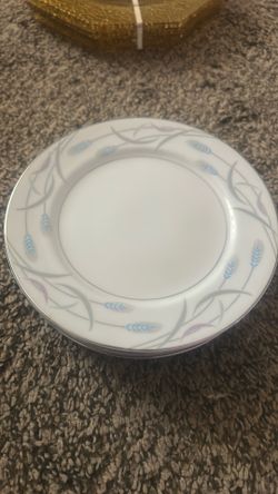 Valmont Royal Wheat Bone China