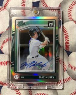 Max Muncy Optic Auto Refractor