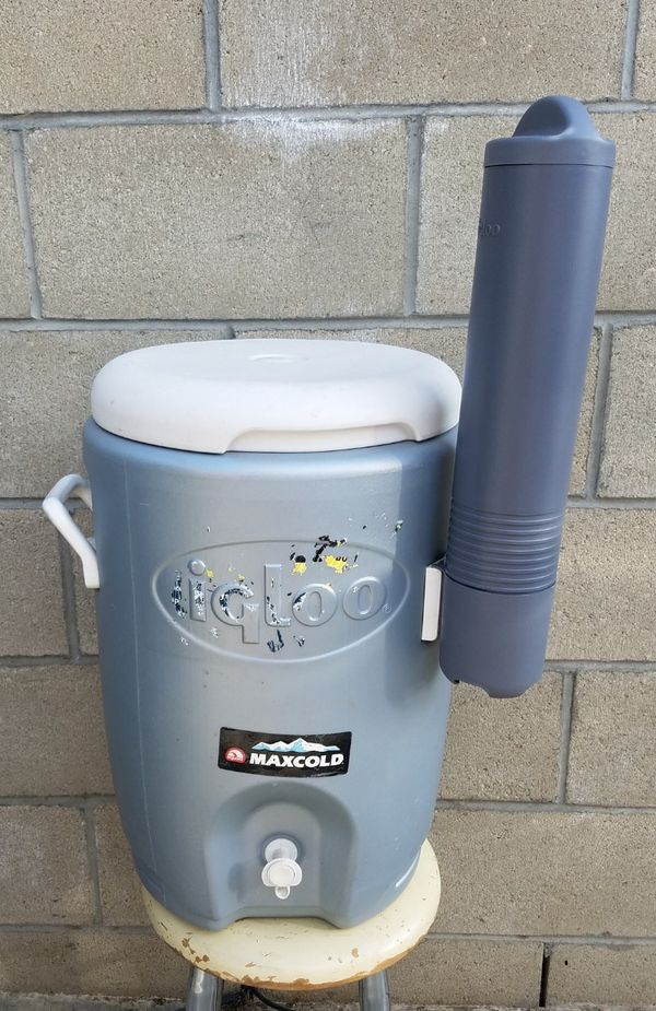 Igloo Maxcold 5 Gallon Water Cooler / Jug With Cup Dispenser for Sale