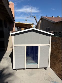 DOG HOUSE (BUILD TO ORDER)