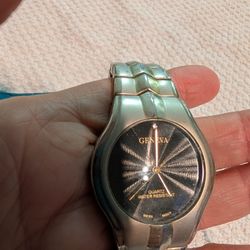 GENEVA WATCH WITH DIAMOND