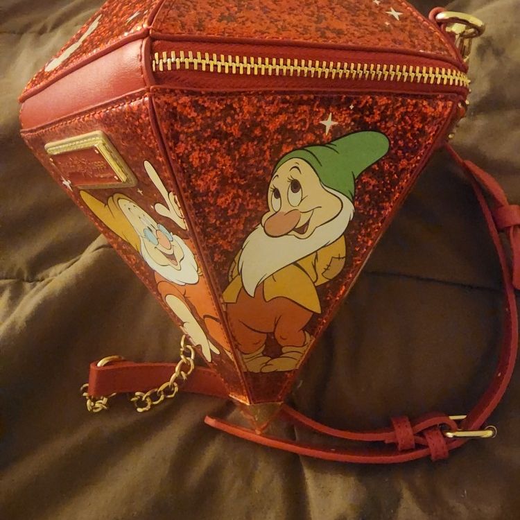 Loungefly Snow white Dwarves Gem 2024 Crossbody Stitchshoppe