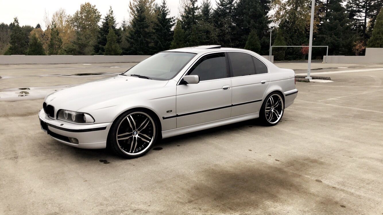 E39 BMW 540i Excellent condition clean title low miles