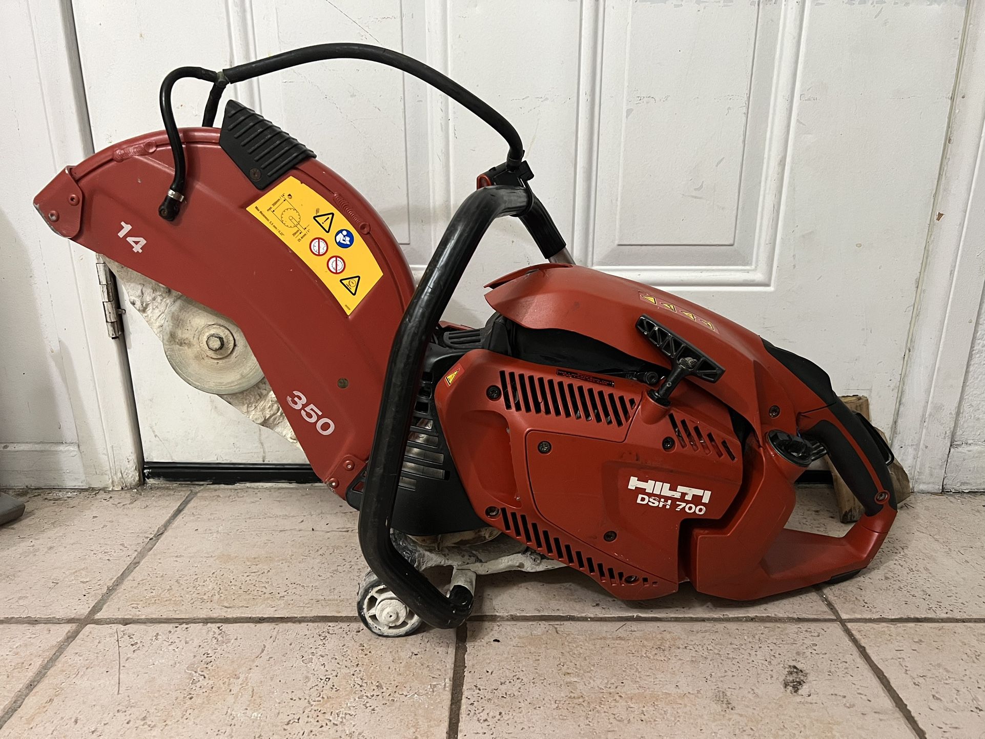 Hilti DSH 700 cut off saw, 14inch, Good condition, Work perfectly
