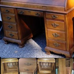 Oak Jasper Rolltop Desk