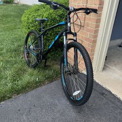 GT Aggressor Pro Mountain Bike