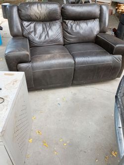 Couch recliner