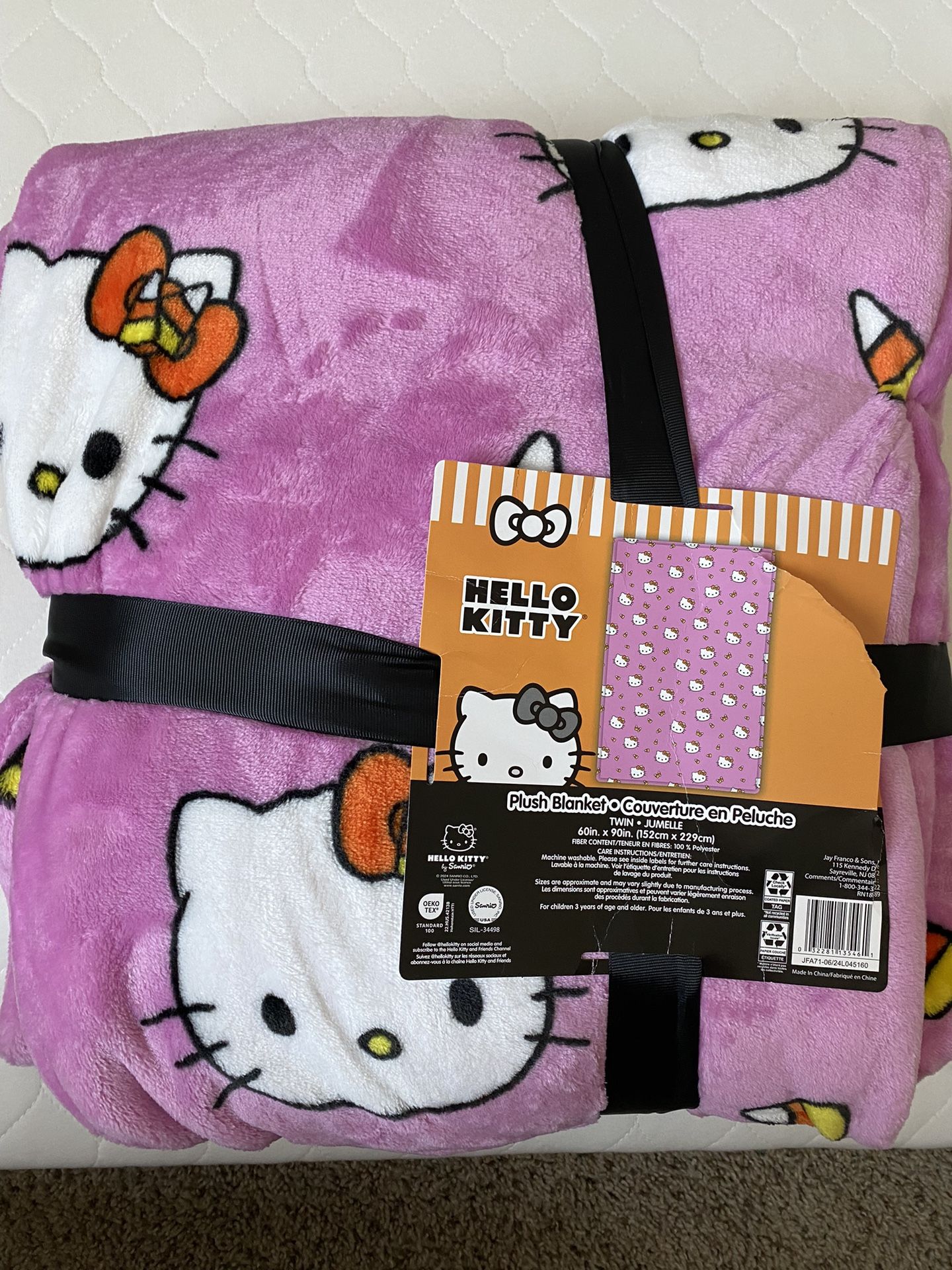 Hello Kitty Halloween Blanket