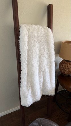 Decorative blanket