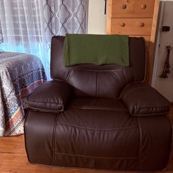 Like New, Brown Oversized, Wall Hugger, Power Recliner