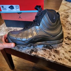 Nike Air Bikin Posite,size 8  Very Good Condition  .And Asking For 50,these Boots A