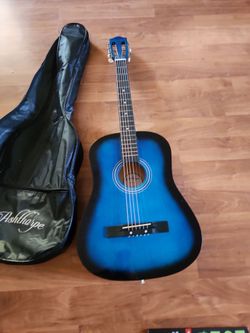 Ashthorpe Acoustic Guitar with Gig Bag