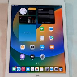 VERY NICE APPLE iPad PRO 9.7 inch 32GB WIFI iOS16