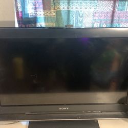 Old Flatscreen Sony Tv. Not Smart Tv