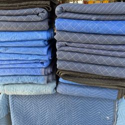 Moving/furniture Blankets. 