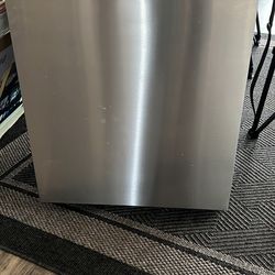 Whirlpool Dishwasher