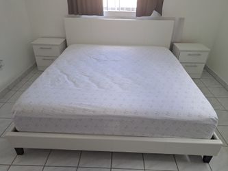 Bedroom Set - Juego De Cuarto