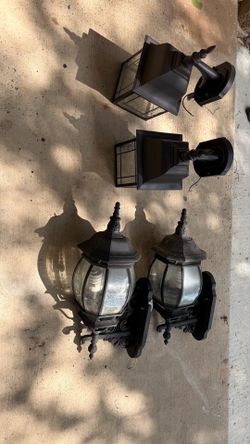 Outdoor wall lights