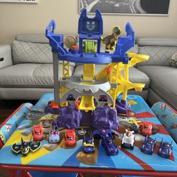 Bat Wheels Racing Playset With Additional Cars Included