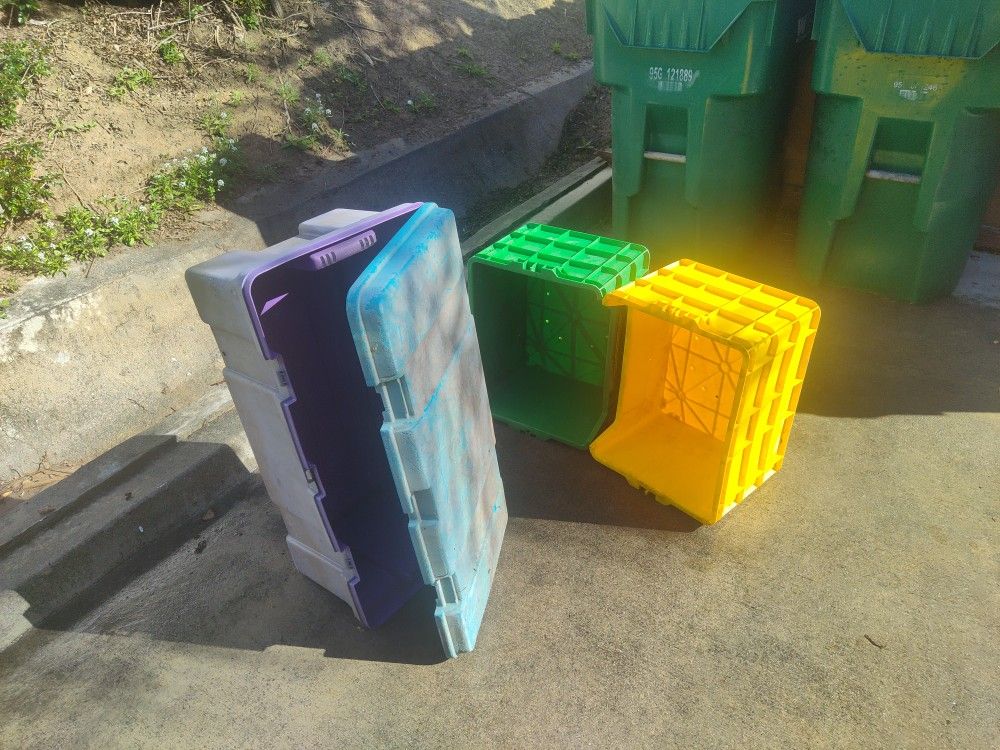 Plastic Storage Containers