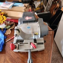 Ilco Speed 045 Key Duplicator