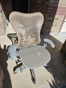 Like New Herman Miller Chairs