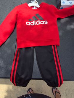 Adidas Outfit 3t