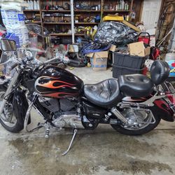 2005 Honda Sabre 1100