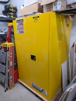 Justrite Sure-Grip EX flammable liquid storage cabinet
