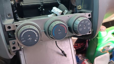 Nissan Altima A/C-Heater Control Module