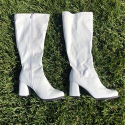 White gogo shop boots for sale