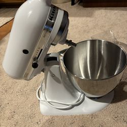 Kitchen Aid Mixer White