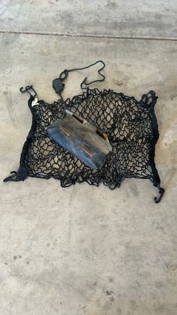 Small inside outside cargo net