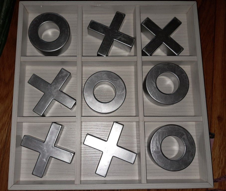 LARGE Outside Tic Tac Toe Game