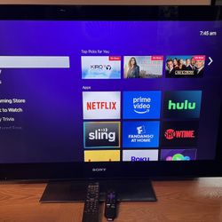 52” Sony Bravia KDL-46NX800 LCD Digital Color Smart TV.  Works Perfectly.