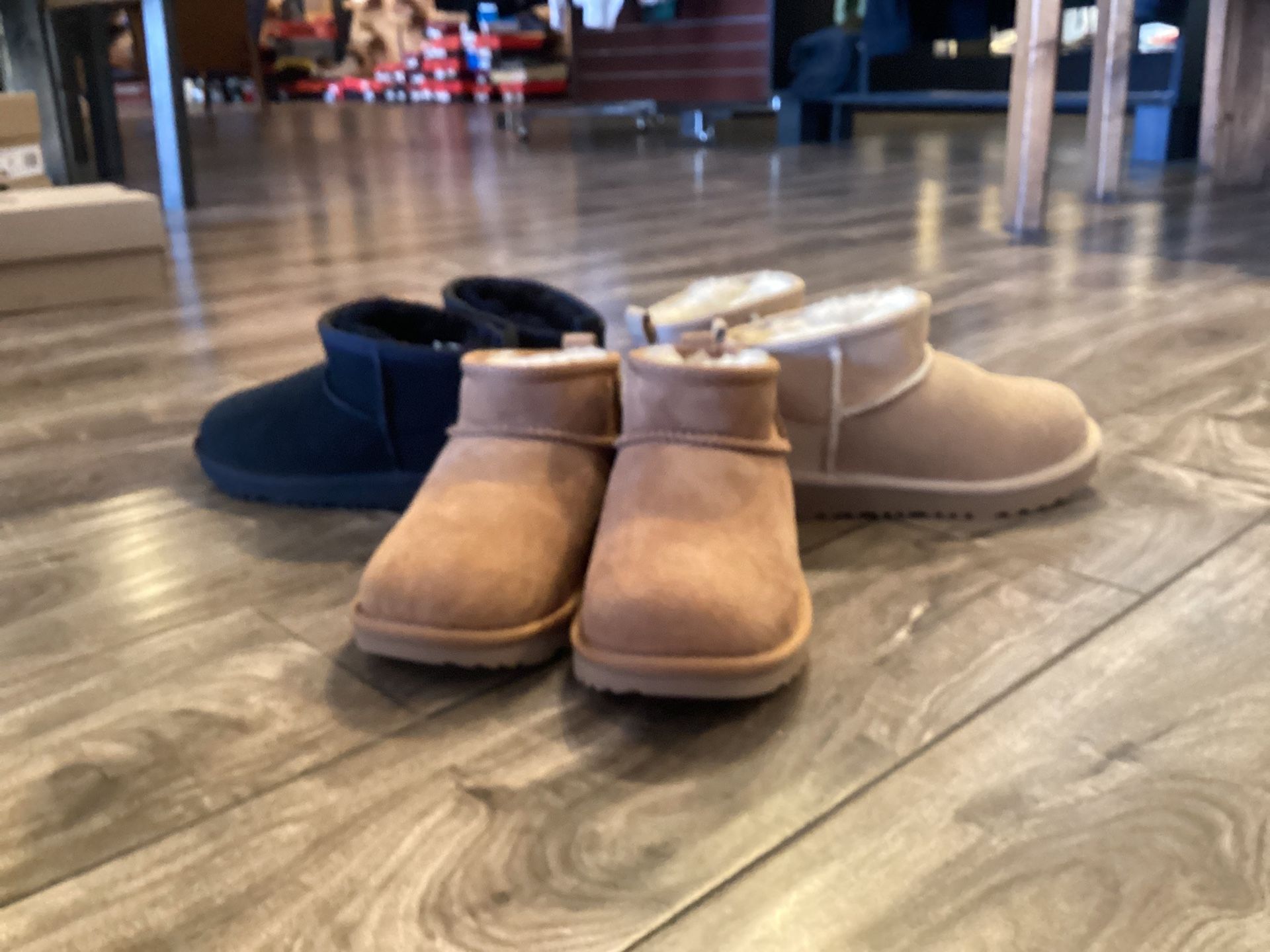 Uggs Kids Ultra Mini Classic Size 13 Through Six