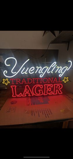 Yuengling Traditional Lager Lighted Bar Sign