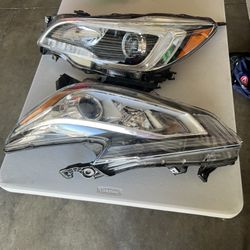 2017 Honda Accord Headlights