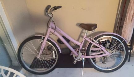 Huffy Sienna 24" 7-Speed Comfort Bike