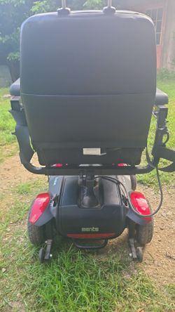 Power chair