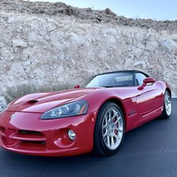 2005 Dodge Viper