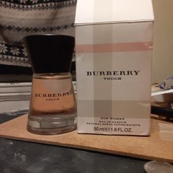 Burberry Perfume 