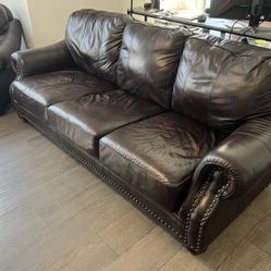 Brown Leather Couch And Armchairs 