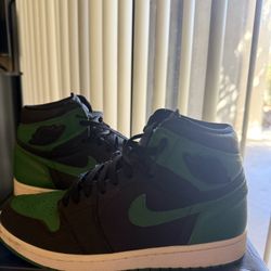 Pine Green Jordan 1