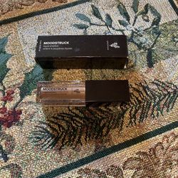 Brand New In Box YOUNIQUE Liquid Eyeshadow In ORNATE