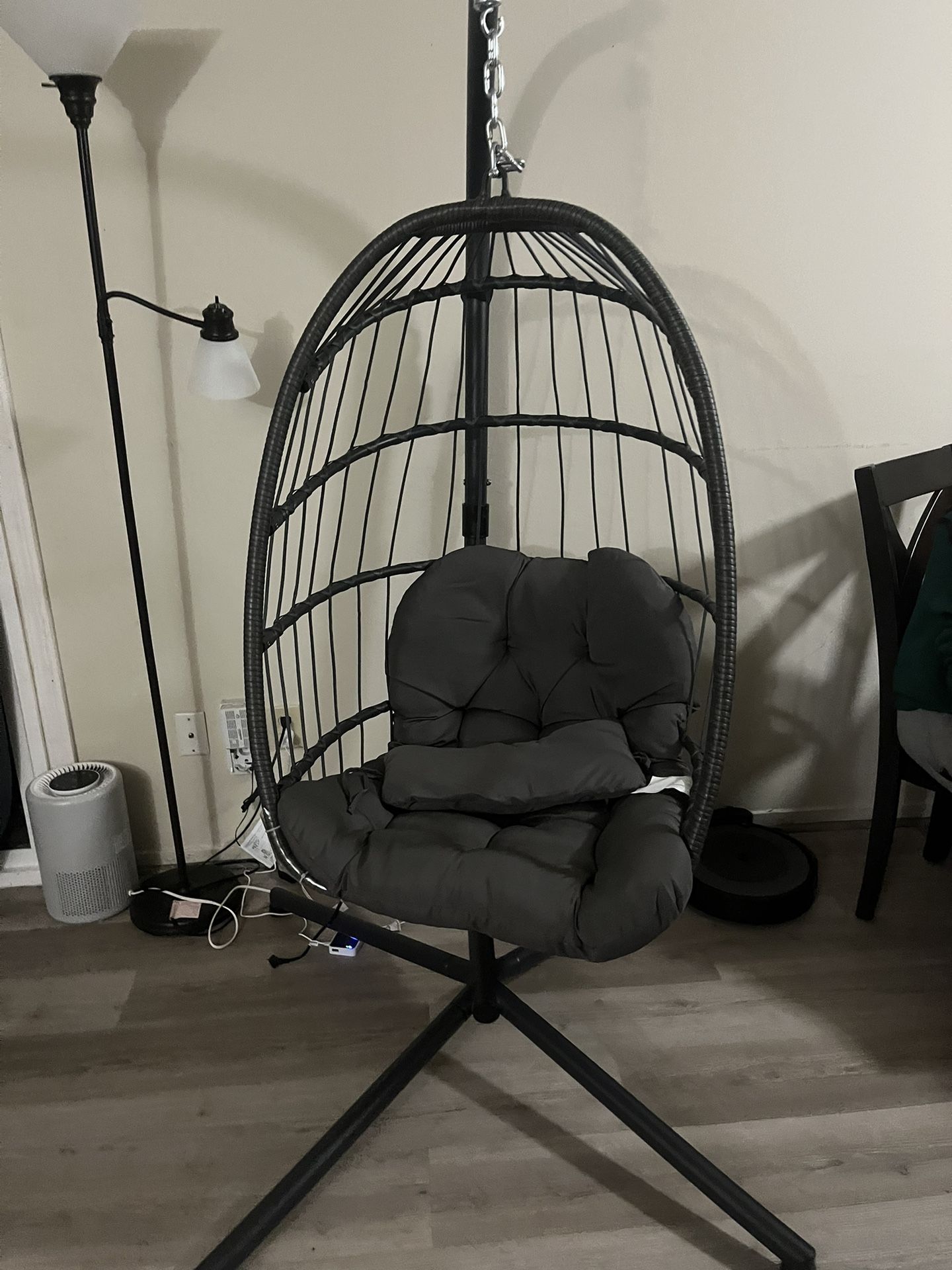 Hanging Egg Chair
