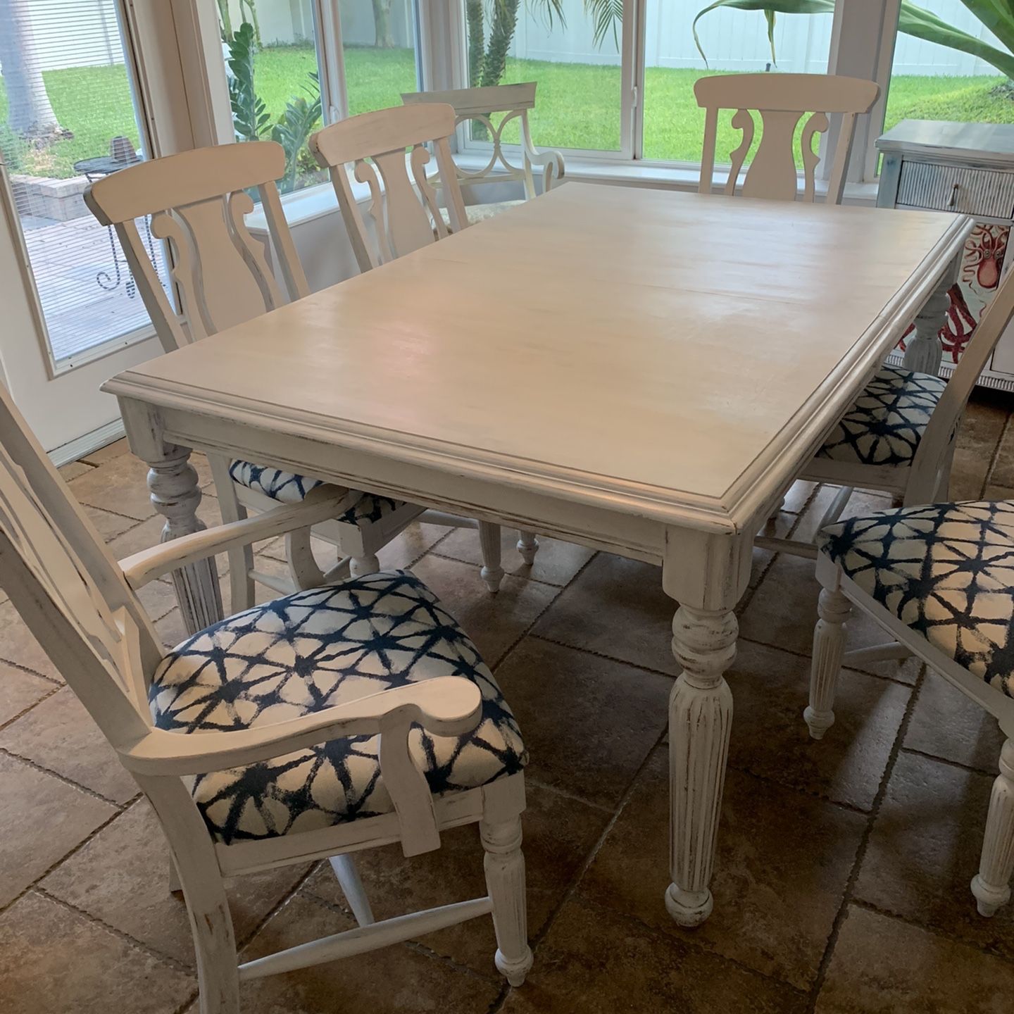 Laura Ashley Dining Table, Laura Ahsley China And